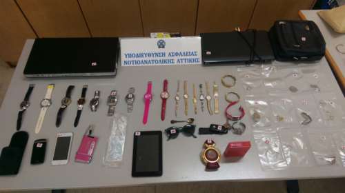 Άνοιγαν σπίτια με τραπουλόχαρτα, παραβίαζαν ανασφάλιστες εισόδους