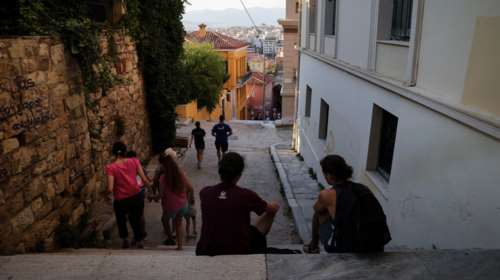 Περίπατος στην Πλάκα με ιστορίες ελευθερίας