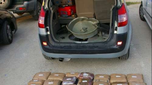 Περισσότερα από 60 κιλά κάνναβης επιχείρησαν να εξάγουν στην Τουρκία