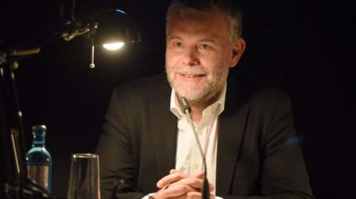 Άρνε Νταλ: ο συναρπαστικός συγγραφέας αστυνομικών στην Αθήνα