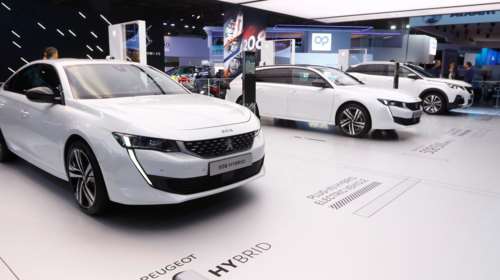 Η PEUGEOT πάει για πλήρη εξηλεκτρισμό από το 2020