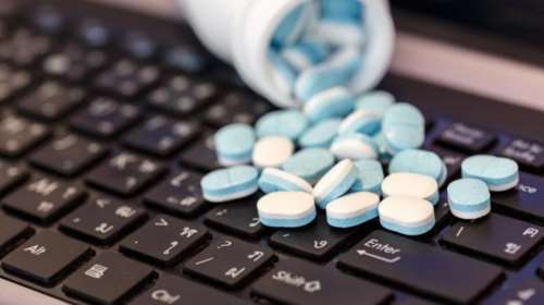 Επιχείρηση για την παράνομη πώληση φαρμάκων μέσω internet