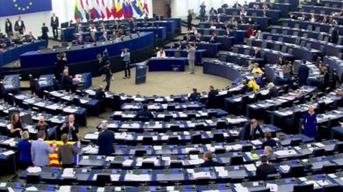 Independent: Σε πτώση κεντροαριστερά - κεντροδεξιά στην Ευρώπη