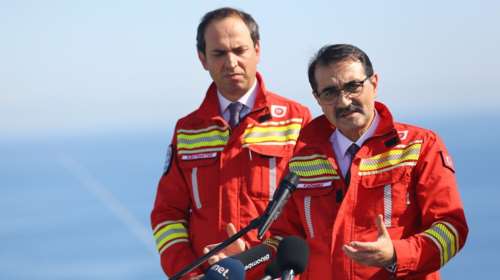 Oruc Reis: Καλώδια 1.750 χιλιομέτρων μέχρι 23 Αυγούστου στη Μεσόγειο προμηνύει ο Τούρκος υπ. Ενέργειας