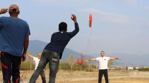 Εκπαίδευση προσφύγων στις πρώτες βοήθειες στη Θεσσαλονίκη (φωτό)