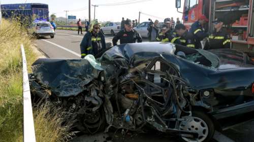 Δύο νεκροί σε τροχαίο στην παλαιά εθνική Αθηνών-Κορίνθου