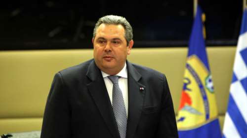 Γιατί η ΝΔ βάζει στο στόχαστρο τον «αδύναμο κρίκο» Πάνο Καμμένο