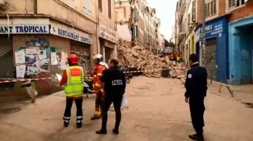 Κατέρρευσε κτίριο στην Μασσαλία (βίντεο)