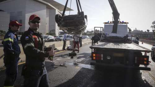 Σοβαρό τροχαίο με τρεις τραυματίες στο Χαϊδάρι