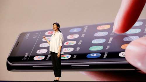 Τα κινητά αλλάζουν όψη και μέγεθος και θα έχουν διπλή οθόνη