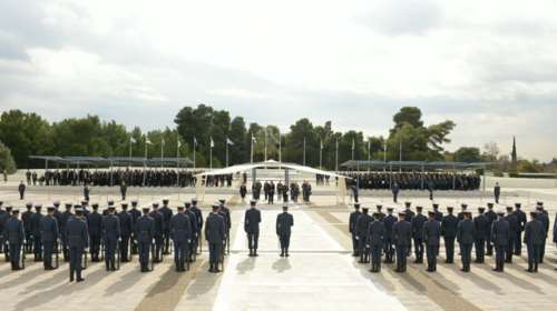 «Εμπαιγμό» καταγγέλλουν οι ένστολοι για τα αναδρομικά