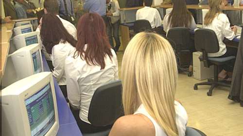 92 νέες θέσεις σε δήμους από το υπουργείο Εσωτερικών