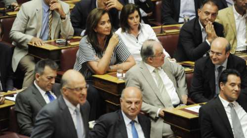 Τροπολογία της ΝΔ για διατήρηση μειωμένου ΦΠΑ σε νησιά με πρόσφυγες