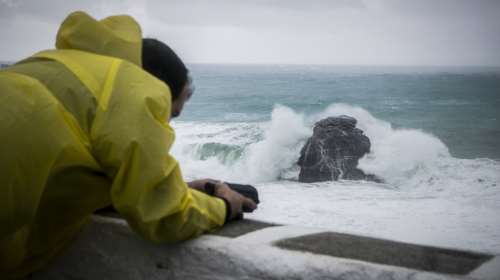 Αλλάζει ο καιρός: Κρύο, βροχές και χιόνια