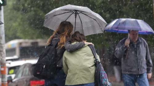 Έκτακτο δελτίο: Βροχές, καταιγίδες, χαλάζι &amp; χιόνια το Σάββατο