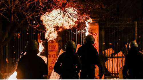 Επέτειος Πολυτεχνείου: Μολότοφ, χημικά και δεκαεννέα συλλήψεις