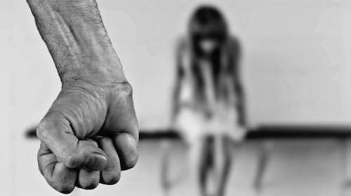 Κακοποίηση: 134 αιτήματα για φιλοξενία παιδιών-θυμάτων βίας το 2017