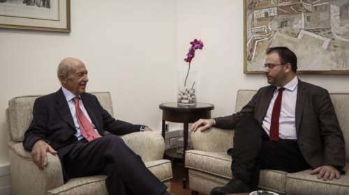 Συνάντηση Θεοχαρόπουλου - Σημίτη με μήνυμα συμπαράστασης