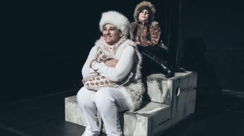 Χαμηλές Πτήσεις του Αρκά στο θέατρο Αποθήκη