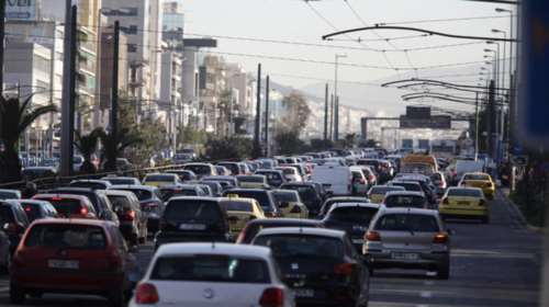 Μποτιλιάρισμα λόγω βροχής στους δρόμους της Αθήνας