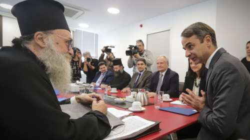 Μητσοτάκης: Οχι στη μονομερή αλλαγή του εργασιακού καθεστώτος κληρικών