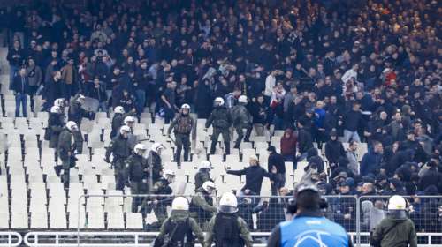 Αγρια επεισόδια στο ΟΑΚΑ στον αγώνα ΑΕΚ-Αγιαξ