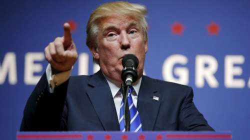 Ο Τραμπ «έβαλε στη φυλακή» Μπαράκ Ομπάμα και Κλίντον