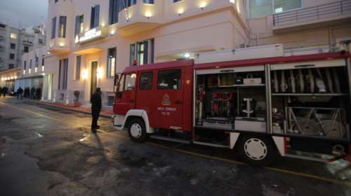 Μενίδι: Ένας νεκρός από φωτιά δίπλα στο στρατόπεδο Καποτά