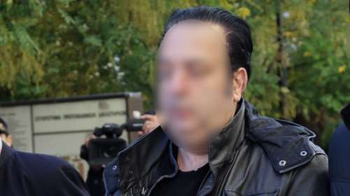 Προσφυγές των &quot;8&quot; - Για άδικη κράτηση μιλά ο ενεχυροδανειστής