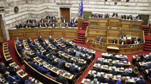 Κυβέρνηση και αντιπολίτευση «ζυγίζουν» τις δηλώσεις Ζάεφ