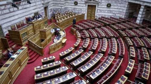 Συντάξεις, εισφορές και προσλήψεις στο νέο πακέτο Τσίπρα