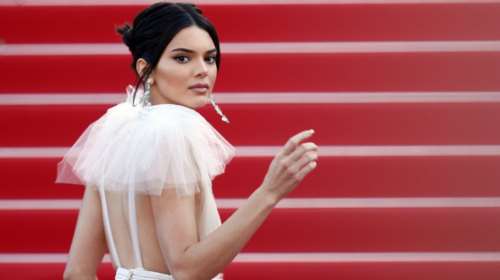 Η Kendall και η Kylie Jenner αναβίωσαν μία Halloween εμφάνισή τους απο την παιδική τους ηλικία