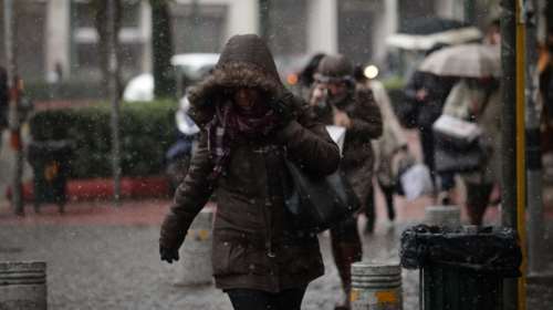 Χαμηλές θερμοκρασίες και αραιές νεφώσεις σε όλη τη χώρα