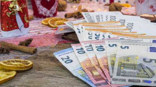 Εργοδότης πήγε στο σπίτι εργαζόμενης και πήρε πίσω το «δώρο»