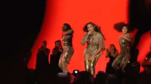 Σπάνιες φωτογραφίες: Η Μπιγιονσέ με τα 1,5 χρόνου δίδυμα της στην Ινδία