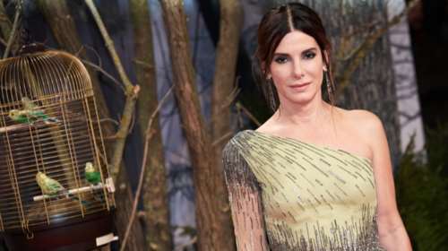 Γιατί η Σάντρα Μπούλοκ θα κάνει μόνο μικρά δώρα στα παιδιά της