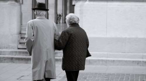 Έφυγαν από τη ζωή με διαφορά λίγων ωρών