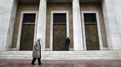 Handelsblatt: Τα κόκκινα δάνεια κρίνουν την έξοδο στις αγορές