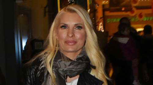 Η Μενεγάκη μελαχρινή σε εξώφυλλο: Τότε που δεν είχα αγγίξει τα φρύδια μου