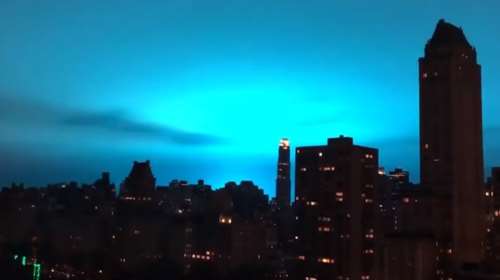 Ν. Υόρκη: Αναστατώθηκαν από τον μπλε ουρανό, σκέφτηκαν μέχρι και εξωγήινους