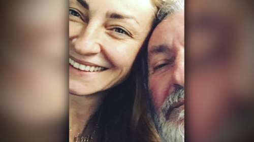 Συγκινεί η Ρούλα Ρέβη: το γράμμα &amp; η &quot;συγγνώμη&quot; στον πατέρα της που &quot;έφυγε&quot;