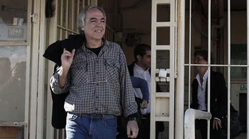 Συνοδεία μέλους του Ρουβίκωνα η βόλτα Κουφοντίνα στην Αθήνα