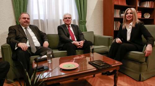 Κόντρα ΣΥΡΙΖΑ-ΚΙΝΑΛ με αφορμή τις δηλώσεις Γεννηματά