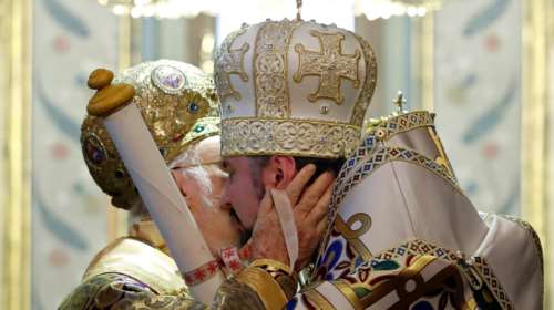 Παραδόθηκε ο τόμος της αυτοκεφαλίας της Ουκρανικής Εκκλησίας