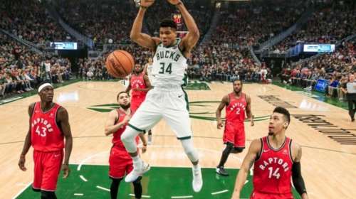 Σόου Αντετοκούνμπο αλλά ήττα των Μπακς