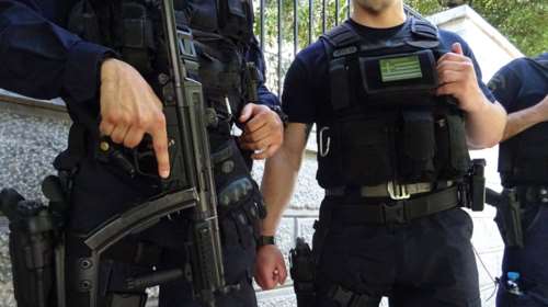 Συνελήφθη από άνδρες της ΕΚΑΜ ο ταμπουρωμένος άνδρας στον Άγιο Δημήτριο