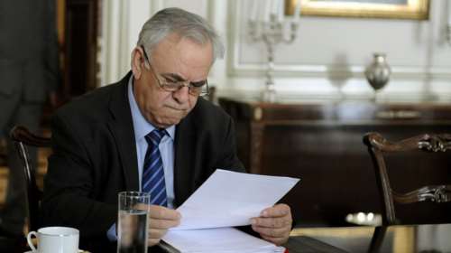 Χρηματοδότηση 700 εκ. από το ΠΔΕ για συμμετοχή σε επενδύσεις