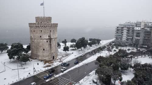 Χιόνια και κλειστά σχολεία στη βόρεια Ελλάδα λόγω «Υπατίας»