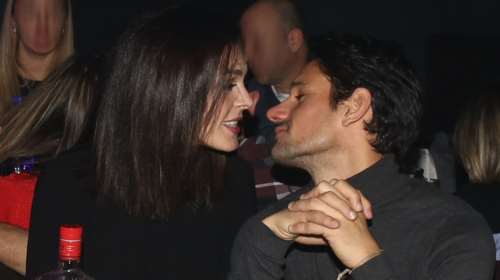 Τριανταφυλλίδου - Βλάχος: Κρίση ήταν και πέρασε - καυτά φιλιά σε νέα έξοδο