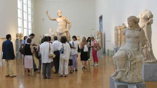 Αρχαιοφύλακες: Ακόμα και το Λούβρο κλείνει μια μέρα την εβδομάδα